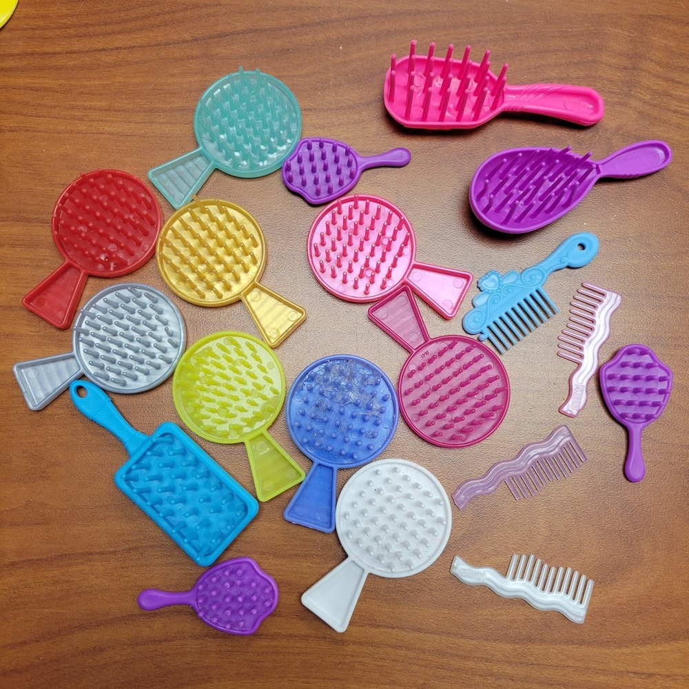 LOL Surprise OMG DOLL Brush and Comb LOT OF 20